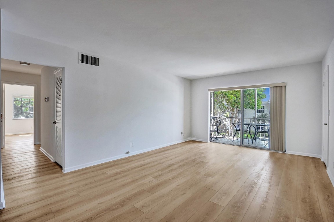 6249 Bay Club #4, Fort Lauderdale FL 33308