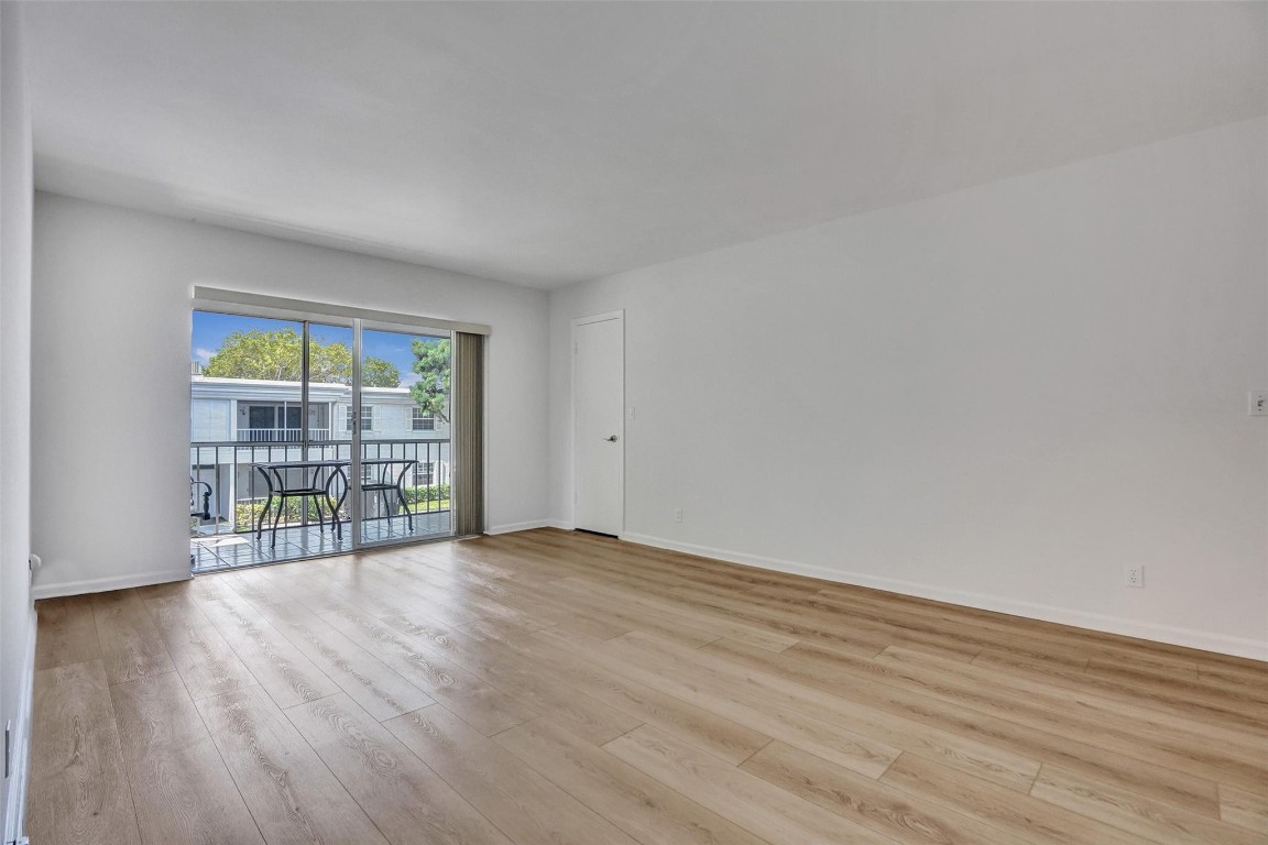 6249 Bay Club #4, Fort Lauderdale FL 33308