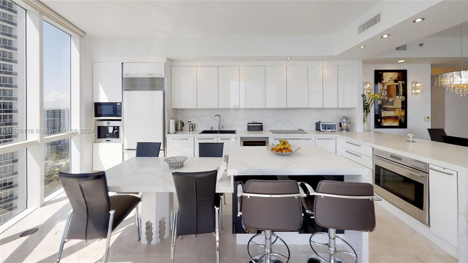 16001 Collins #1901, Sunny Isles Beach FL 33160
