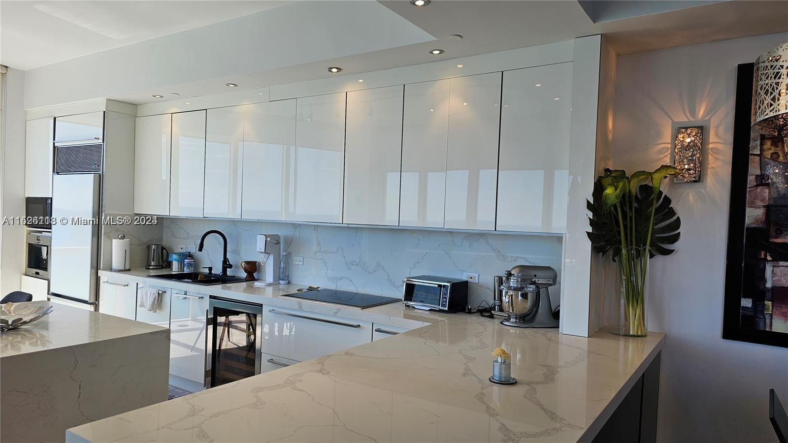 16001 Collins #1901, Sunny Isles Beach FL 33160