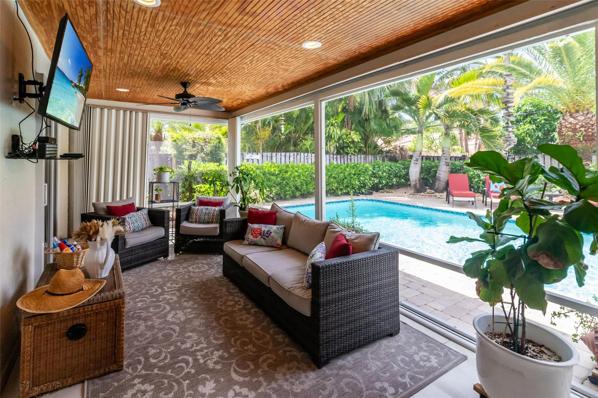 2750 SE 4th, Pompano Beach FL 33062