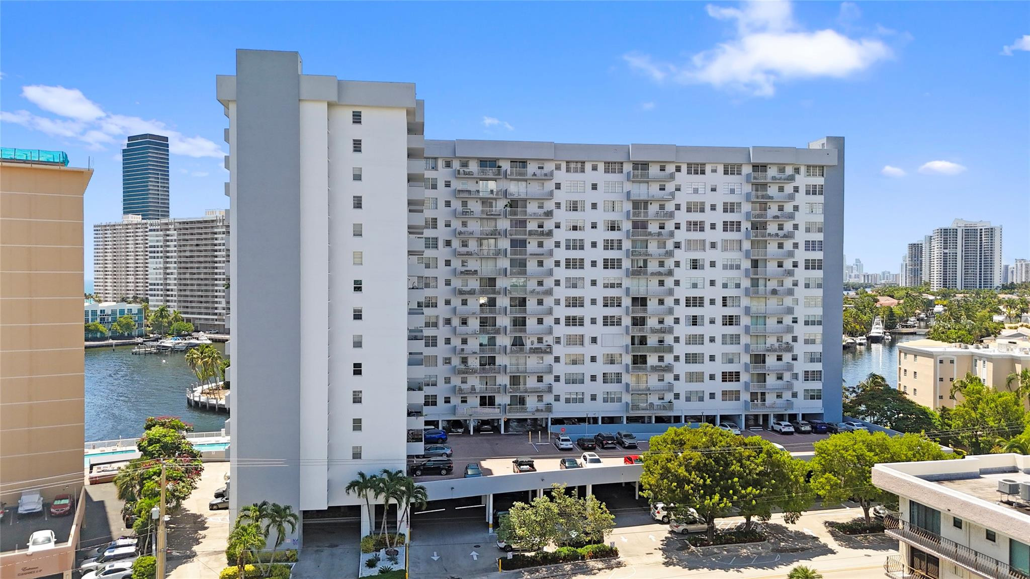137 Golden Isles #706, Hallandale Beach FL 33009