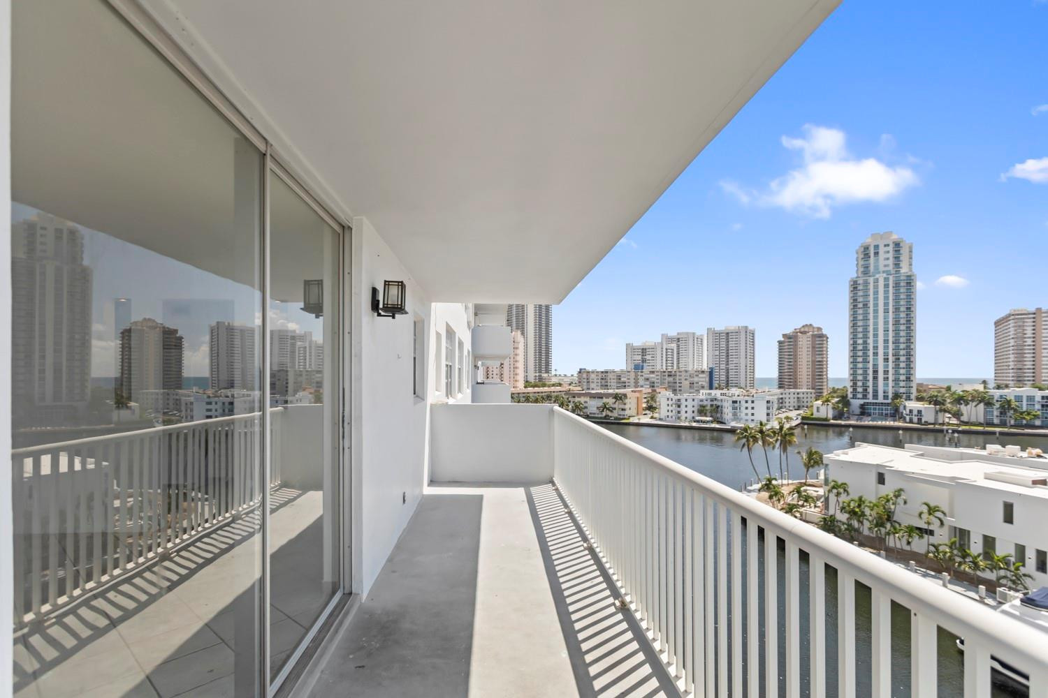 137 Golden Isles #706, Hallandale Beach FL 33009
