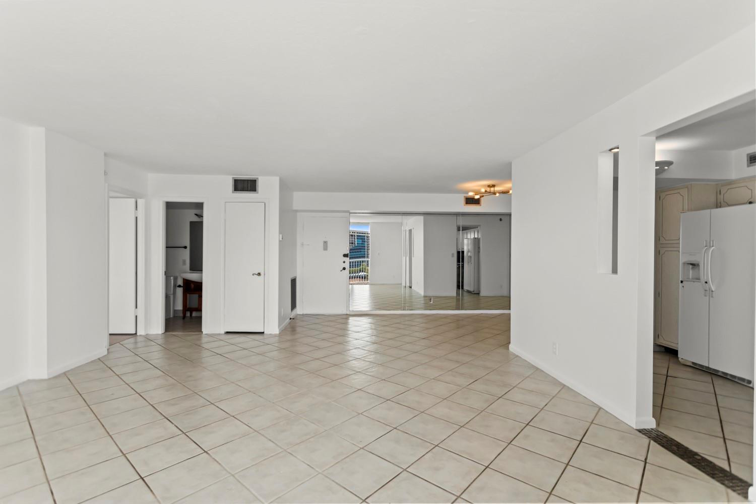 137 Golden Isles #706, Hallandale Beach FL 33009