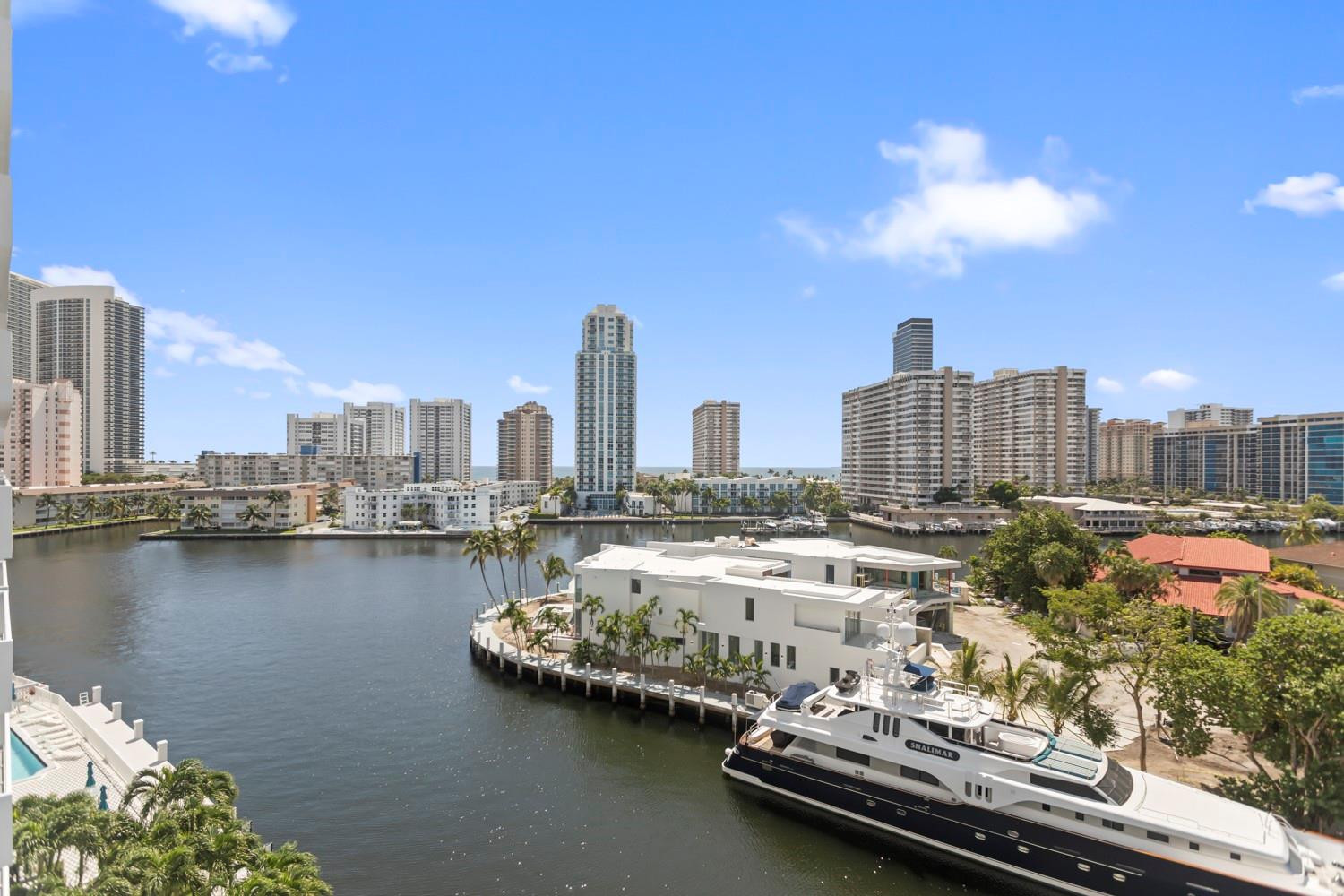 137 Golden Isles #706, Hallandale Beach FL 33009