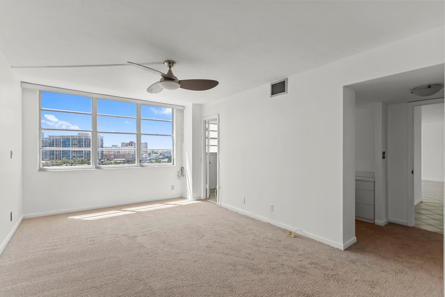 137 Golden Isles #706, Hallandale Beach FL 33009