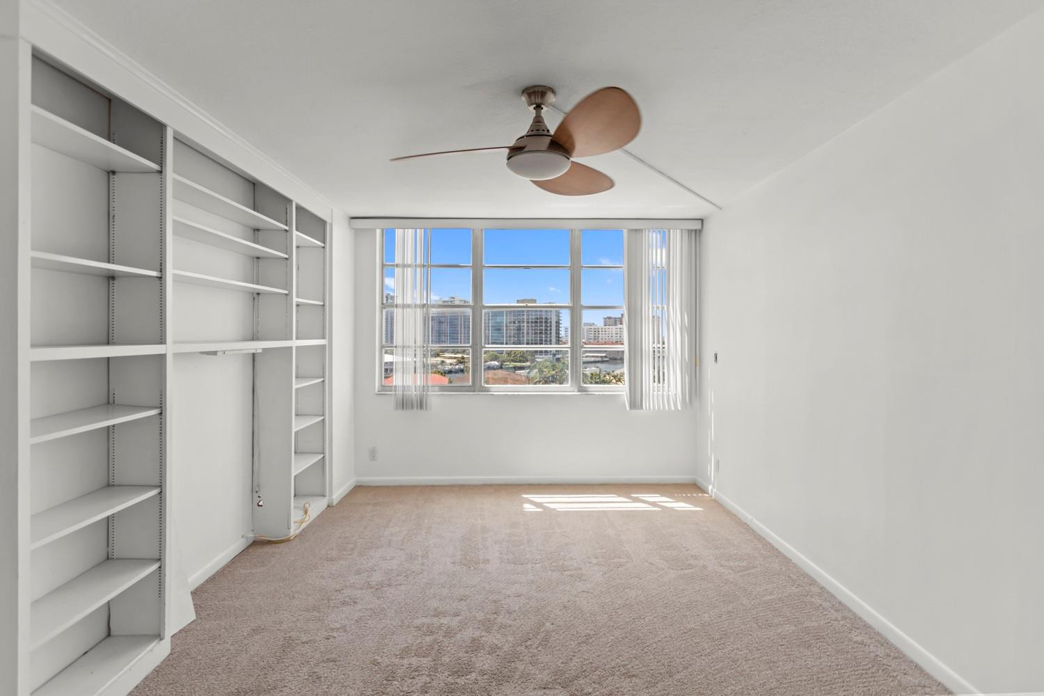 137 Golden Isles #706, Hallandale Beach FL 33009
