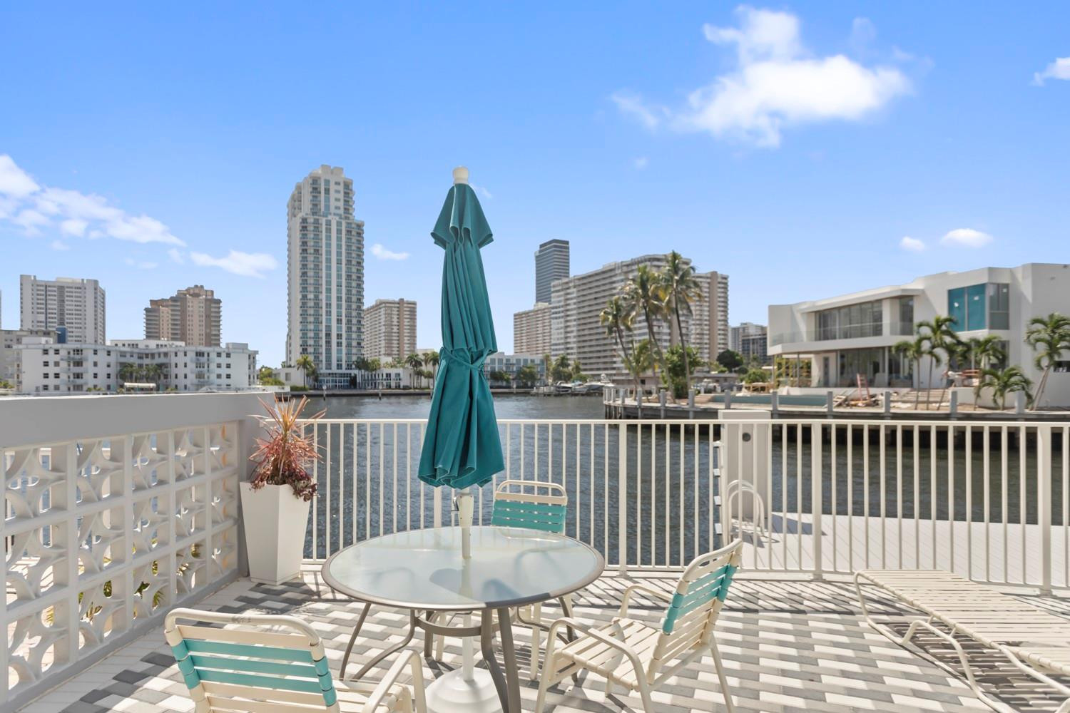 137 Golden Isles #706, Hallandale Beach FL 33009