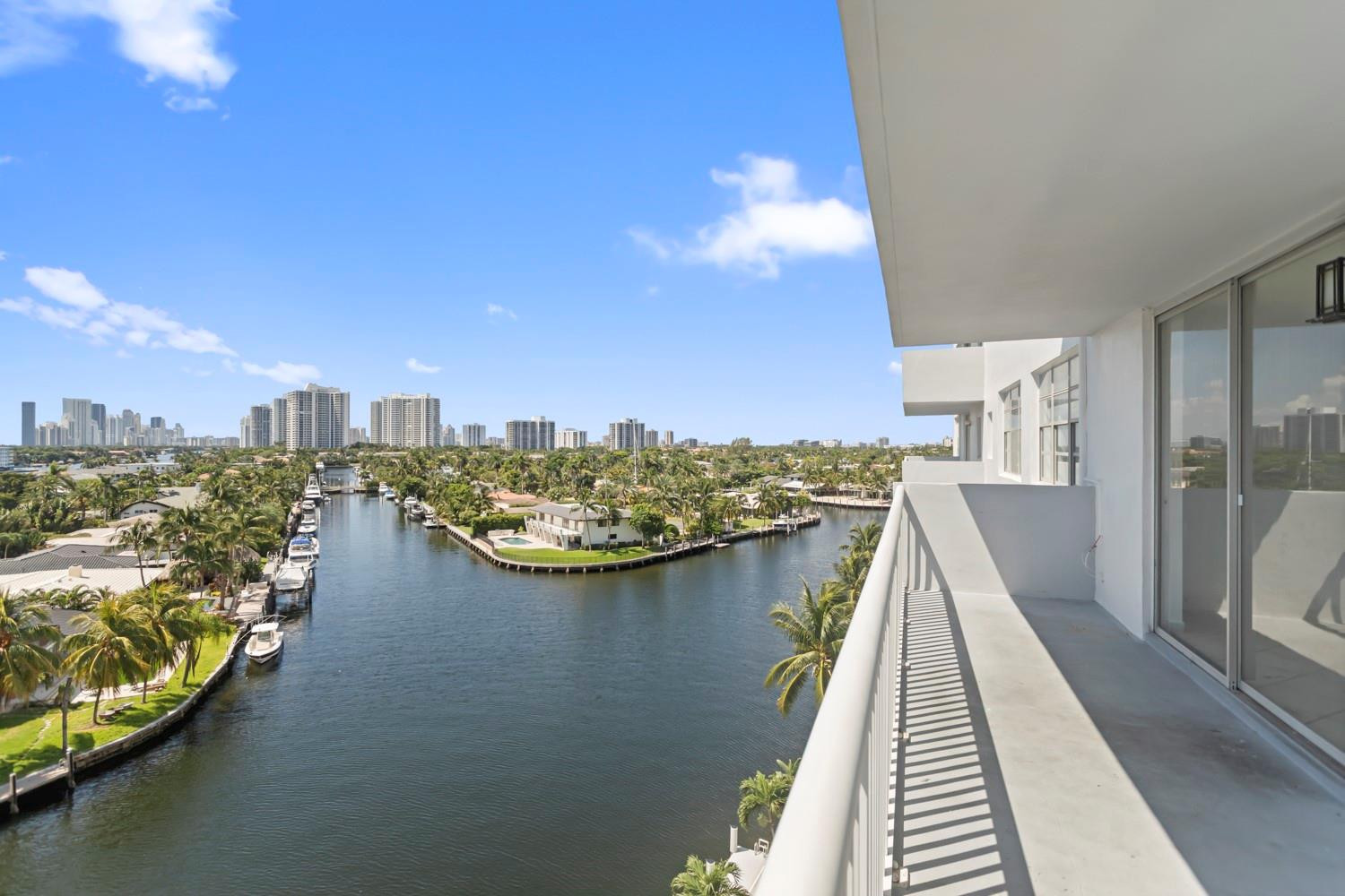 137 Golden Isles #706, Hallandale Beach FL 33009
