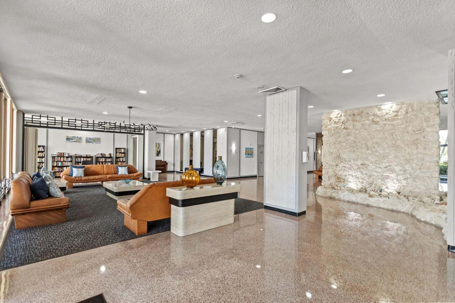 137 Golden Isles #706, Hallandale Beach FL 33009