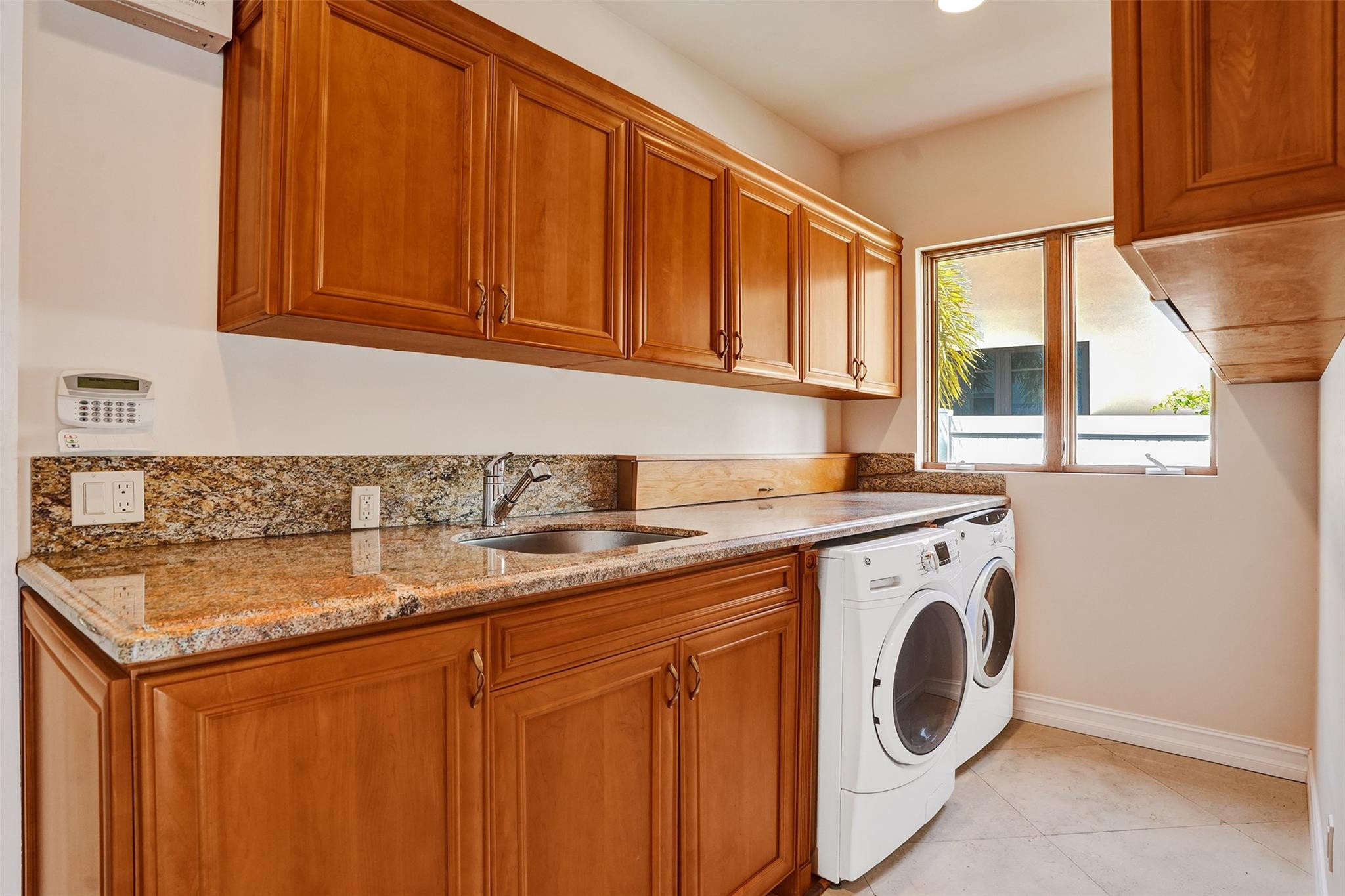 3061 NE 43rd, Fort Lauderdale FL 33308