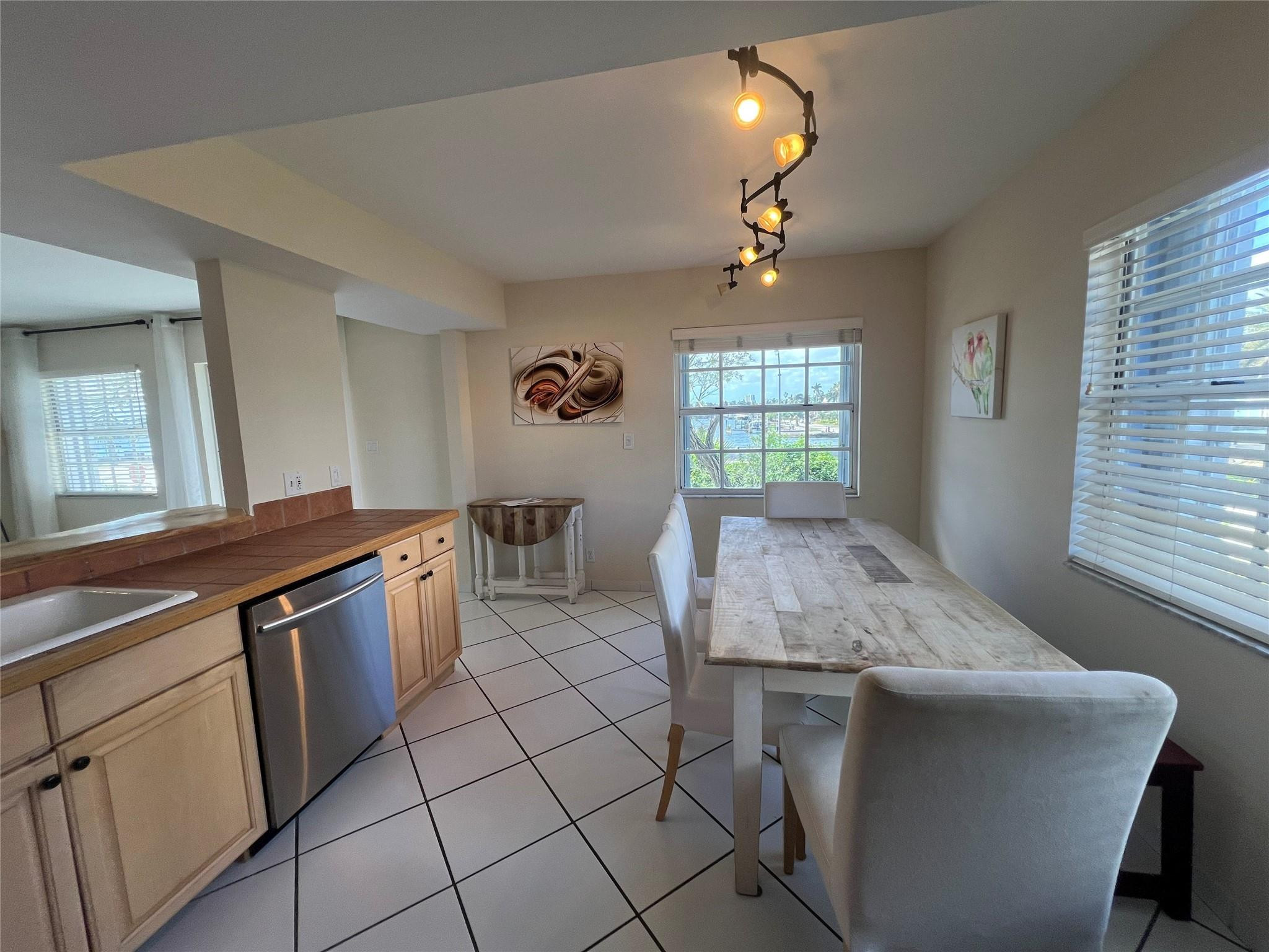 355 Virginia #1, Hollywood FL 33019