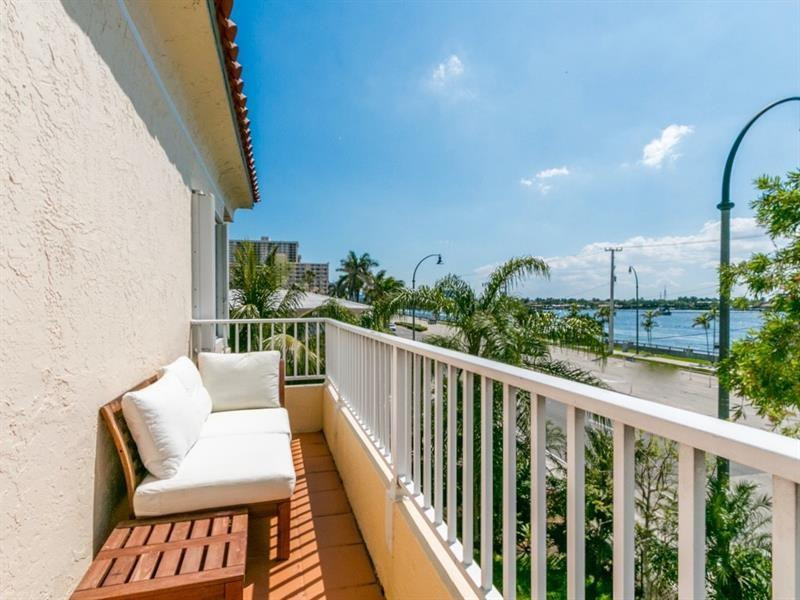 355 Virginia #1, Hollywood FL 33019