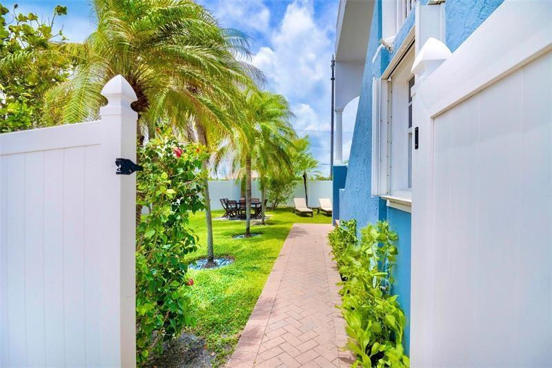355 Virginia #1, Hollywood FL 33019