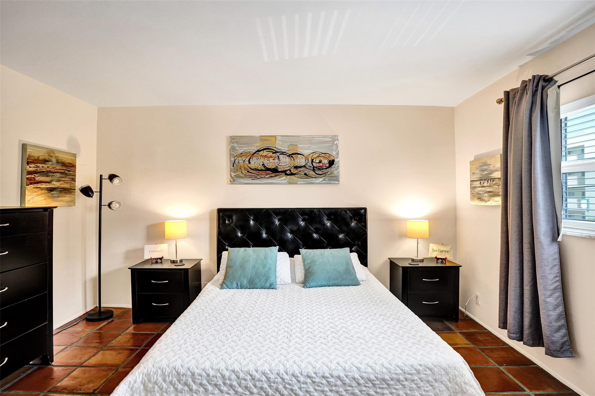 1212 SE 2nd #201, Fort Lauderdale FL 33301