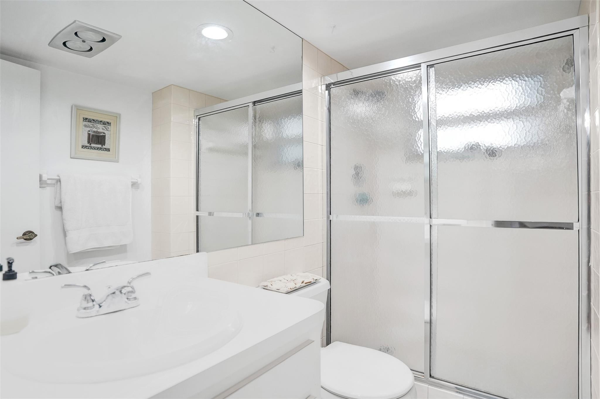 1212 SE 2nd #201, Fort Lauderdale FL 33301