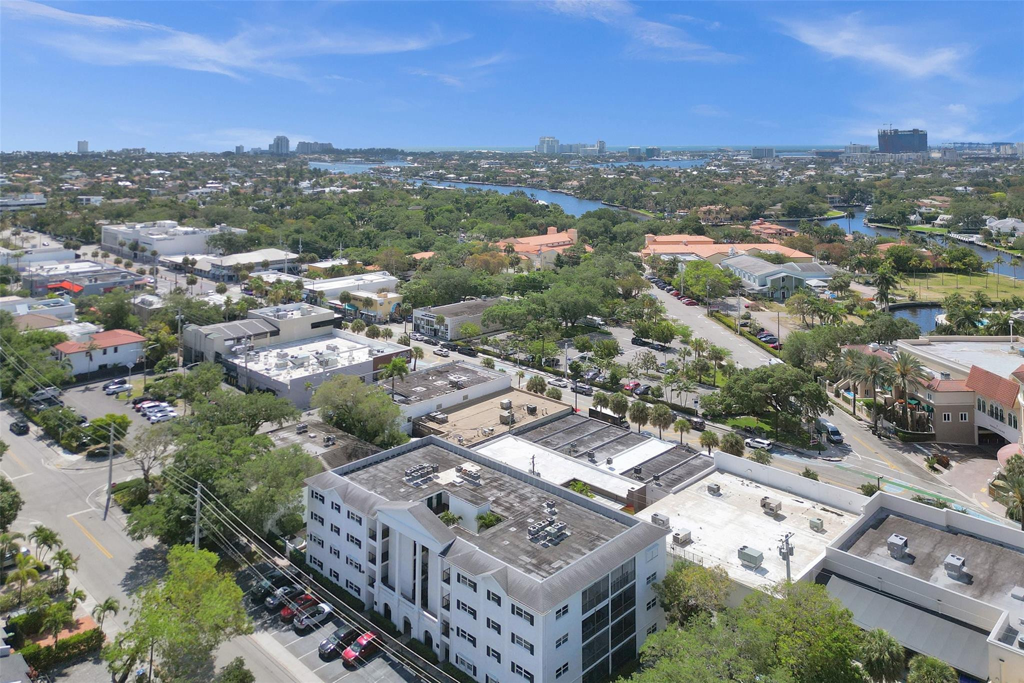 1212 SE 2nd #201, Fort Lauderdale FL 33301