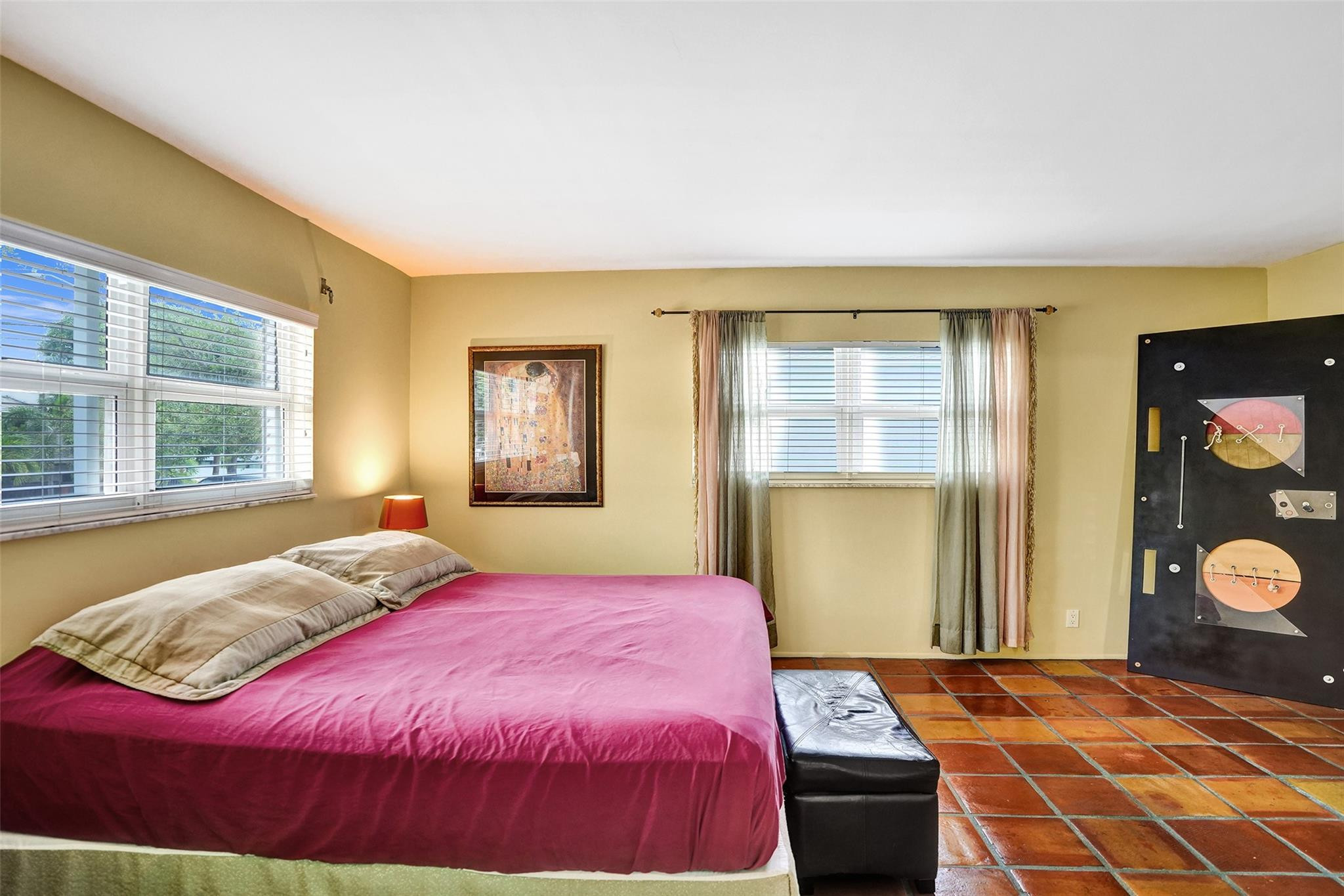 1212 SE 2nd #201, Fort Lauderdale FL 33301