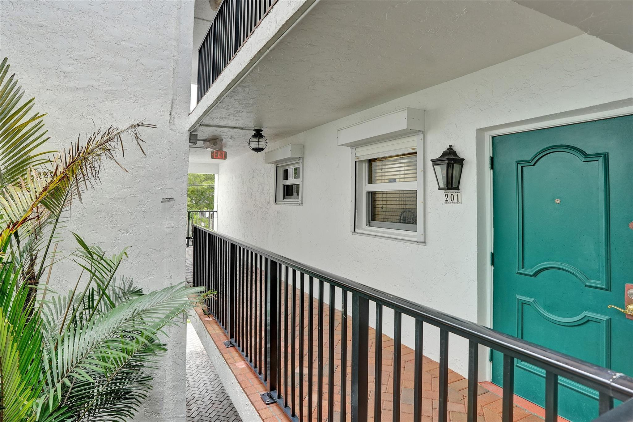 1212 SE 2nd #201, Fort Lauderdale FL 33301