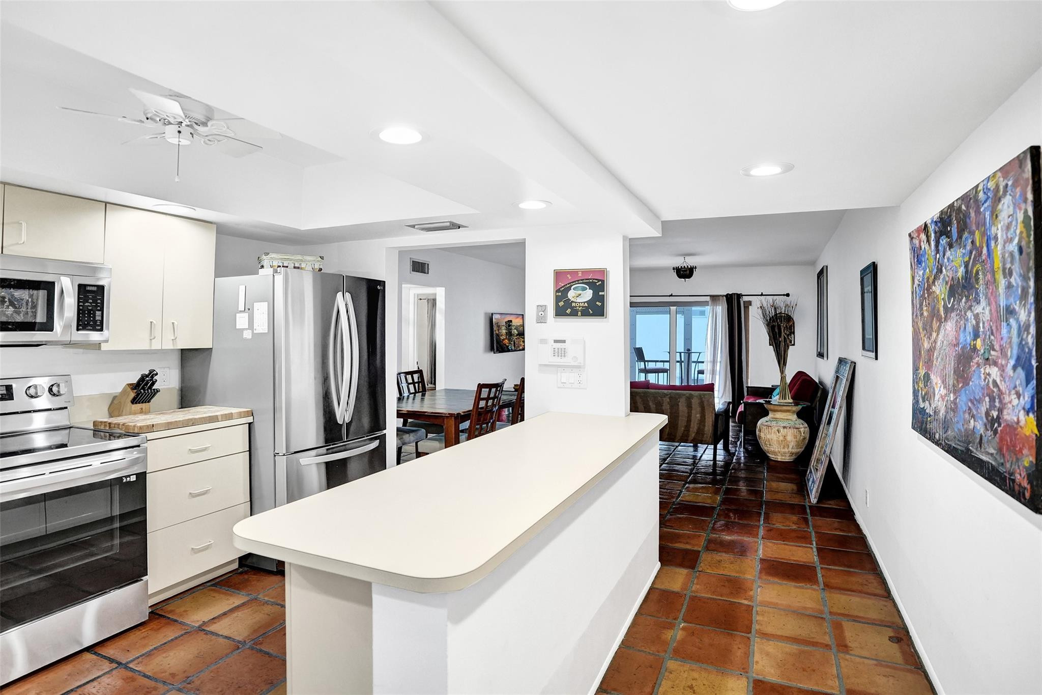 1212 SE 2nd #201, Fort Lauderdale FL 33301