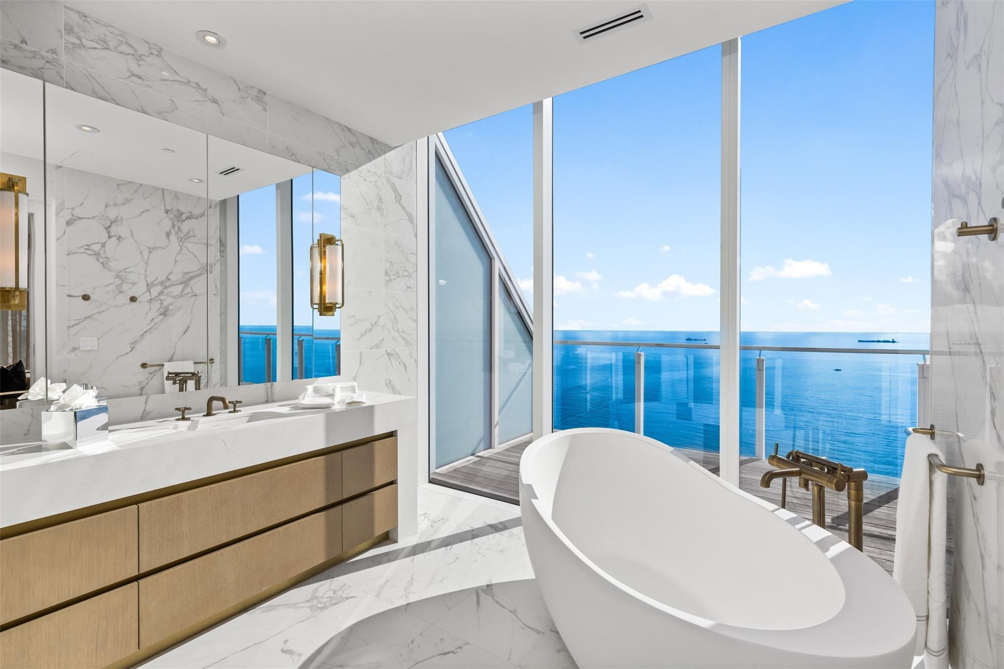525 N Fort Lauderdale Beach #2201, Fort Lauderdale FL 33304