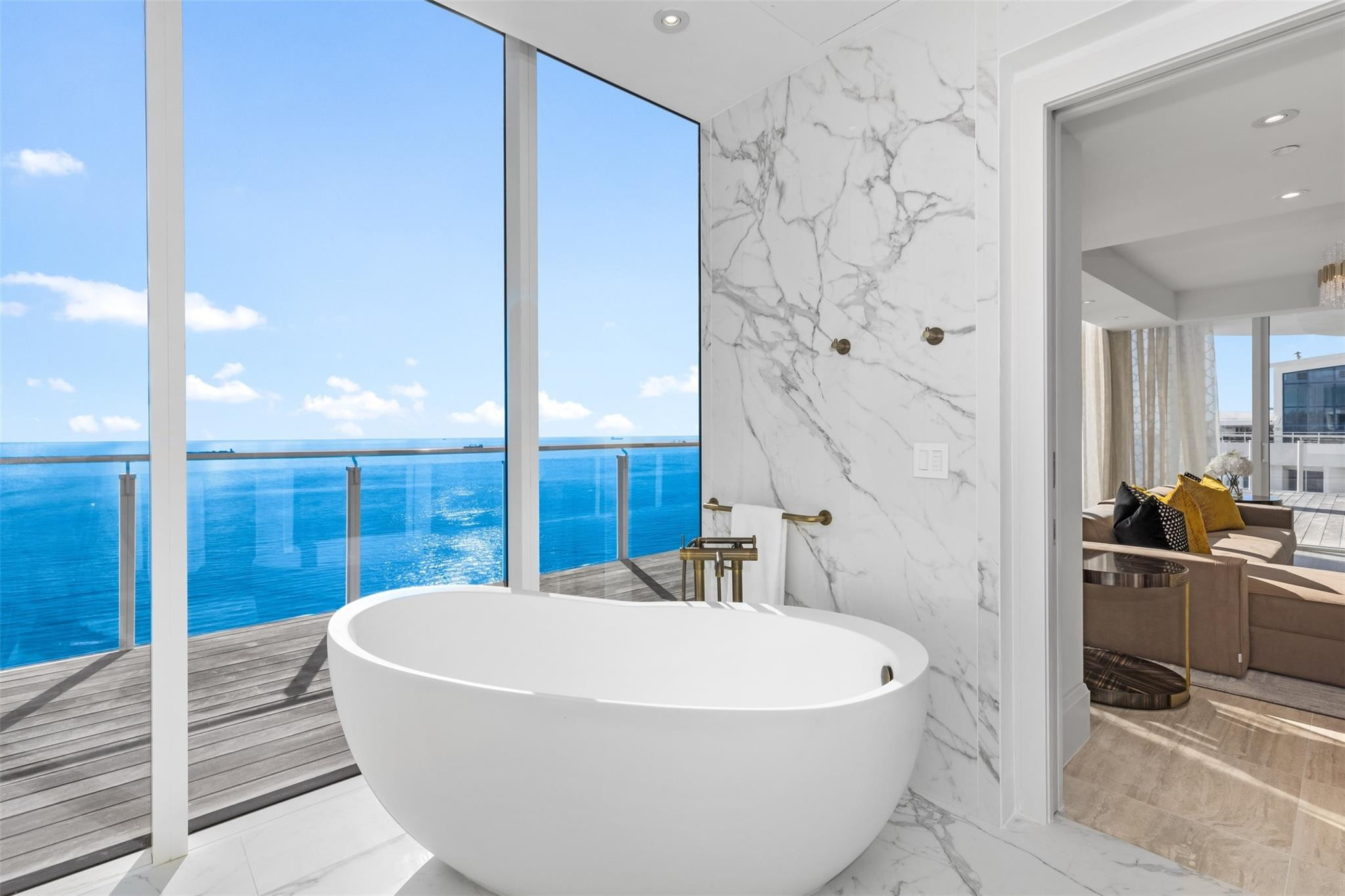 525 N Fort Lauderdale Beach #2201, Fort Lauderdale FL 33304