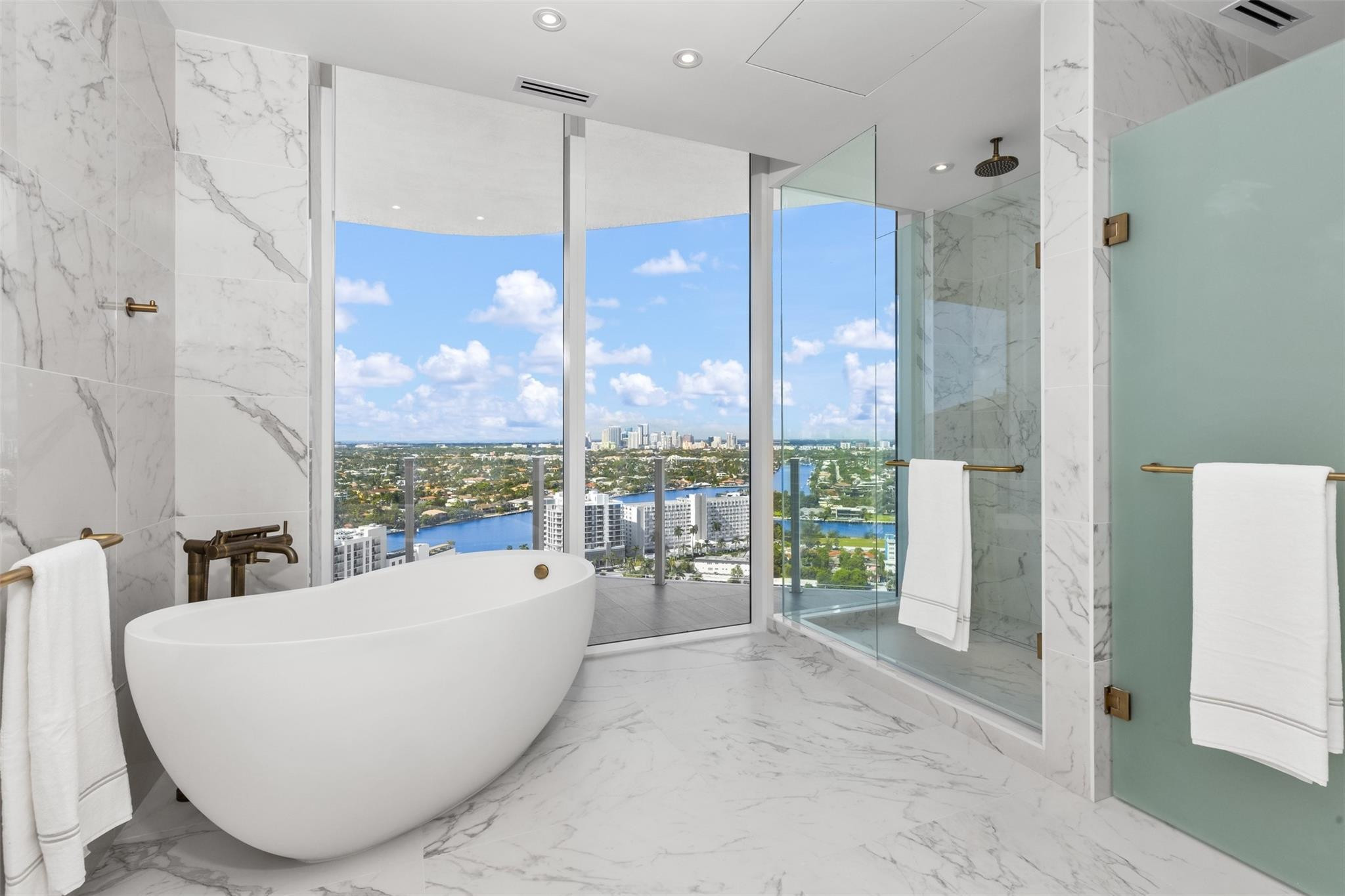 525 N Fort Lauderdale Beach #2201, Fort Lauderdale FL 33304