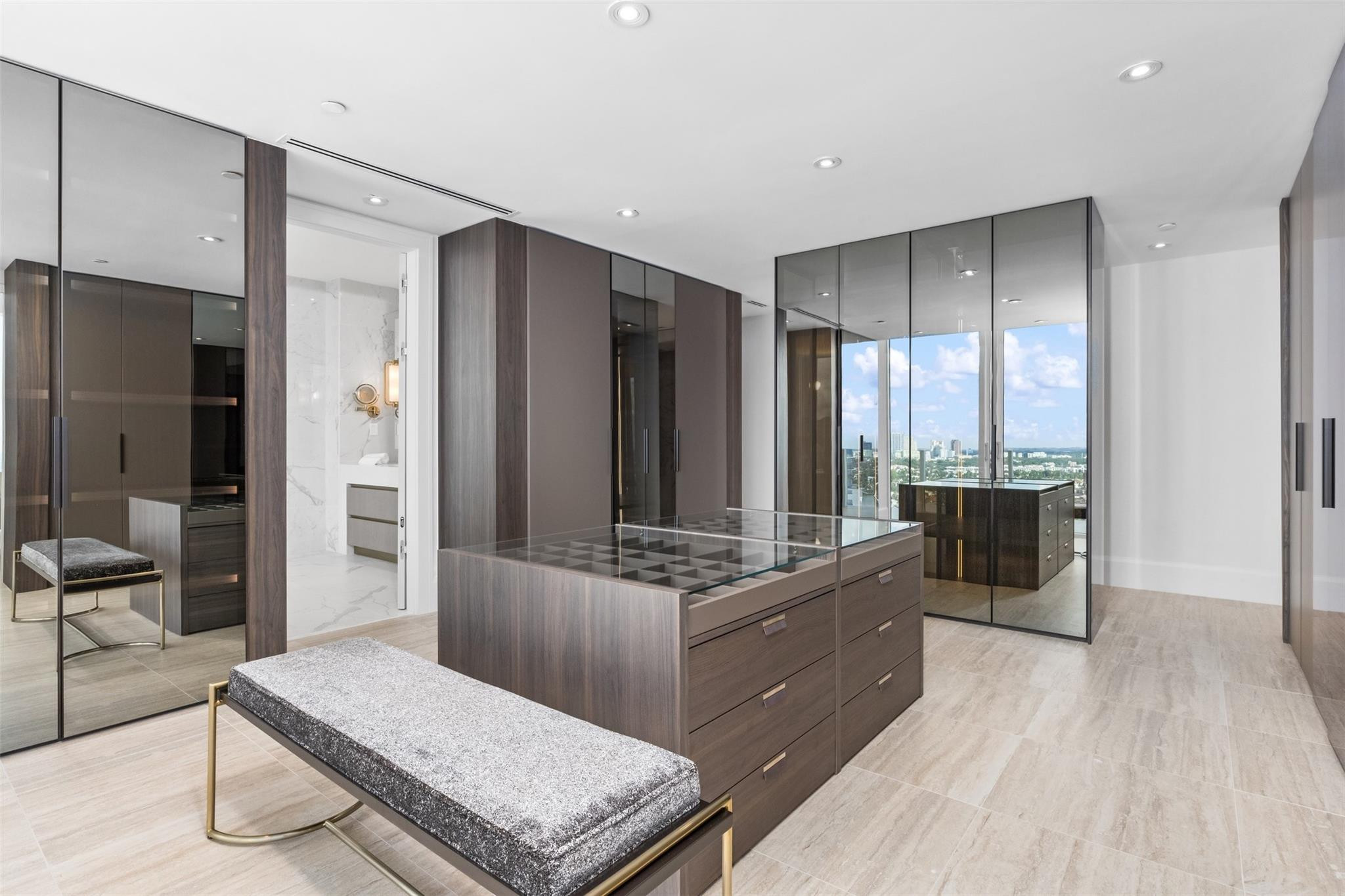 525 N Fort Lauderdale Beach #2201, Fort Lauderdale FL 33304