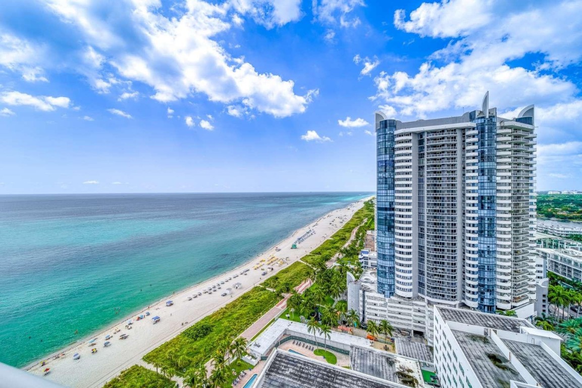 6365 Collins #2406, Miami Beach FL 33141