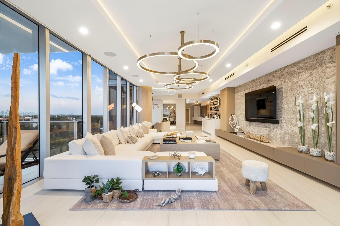 2200 N Ocean #S501, Fort Lauderdale FL 33305