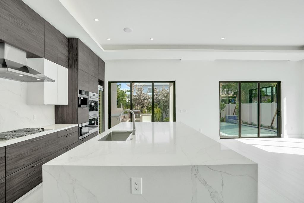 4524 Seagrape #2 South, Lauderdale By The Sea FL 33308