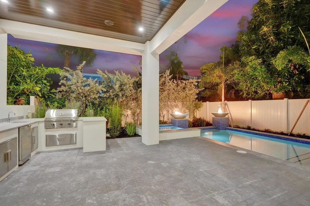 4524 Seagrape #2 South, Lauderdale By The Sea FL 33308