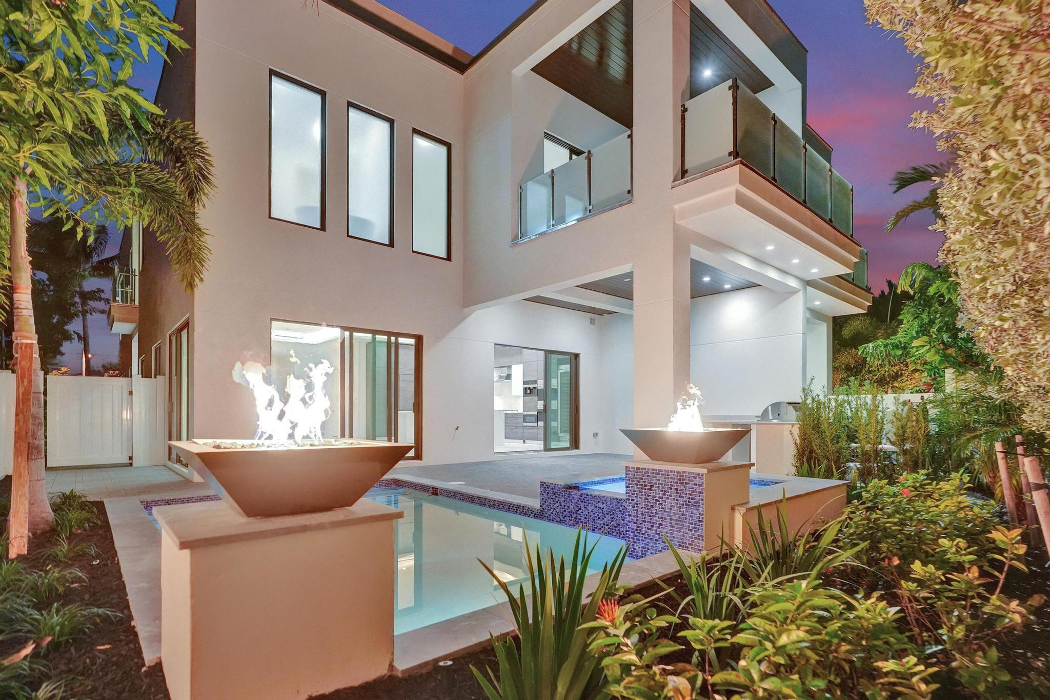 4524 Seagrape #2 South, Lauderdale By The Sea FL 33308