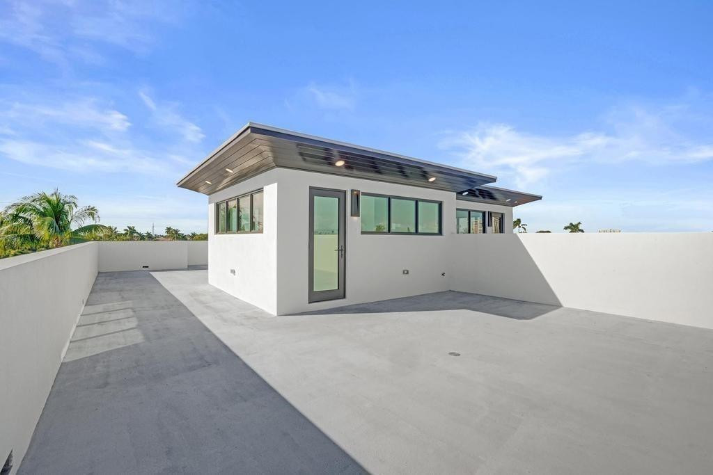 4524 Seagrape #2 South, Lauderdale By The Sea FL 33308