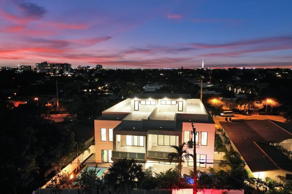 4524 Seagrape #2 South, Lauderdale By The Sea FL 33308