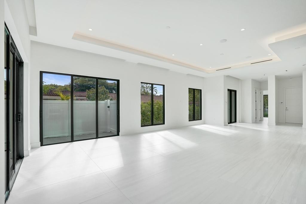 4524 Seagrape #2 South, Lauderdale By The Sea FL 33308