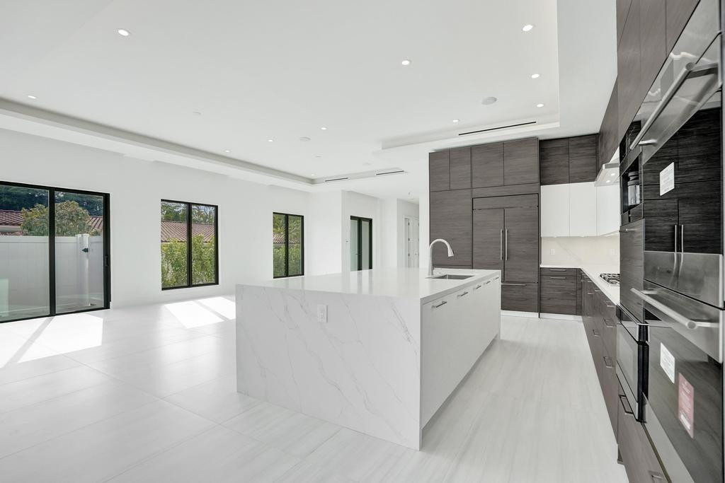 4524 Seagrape #2 South, Lauderdale By The Sea FL 33308