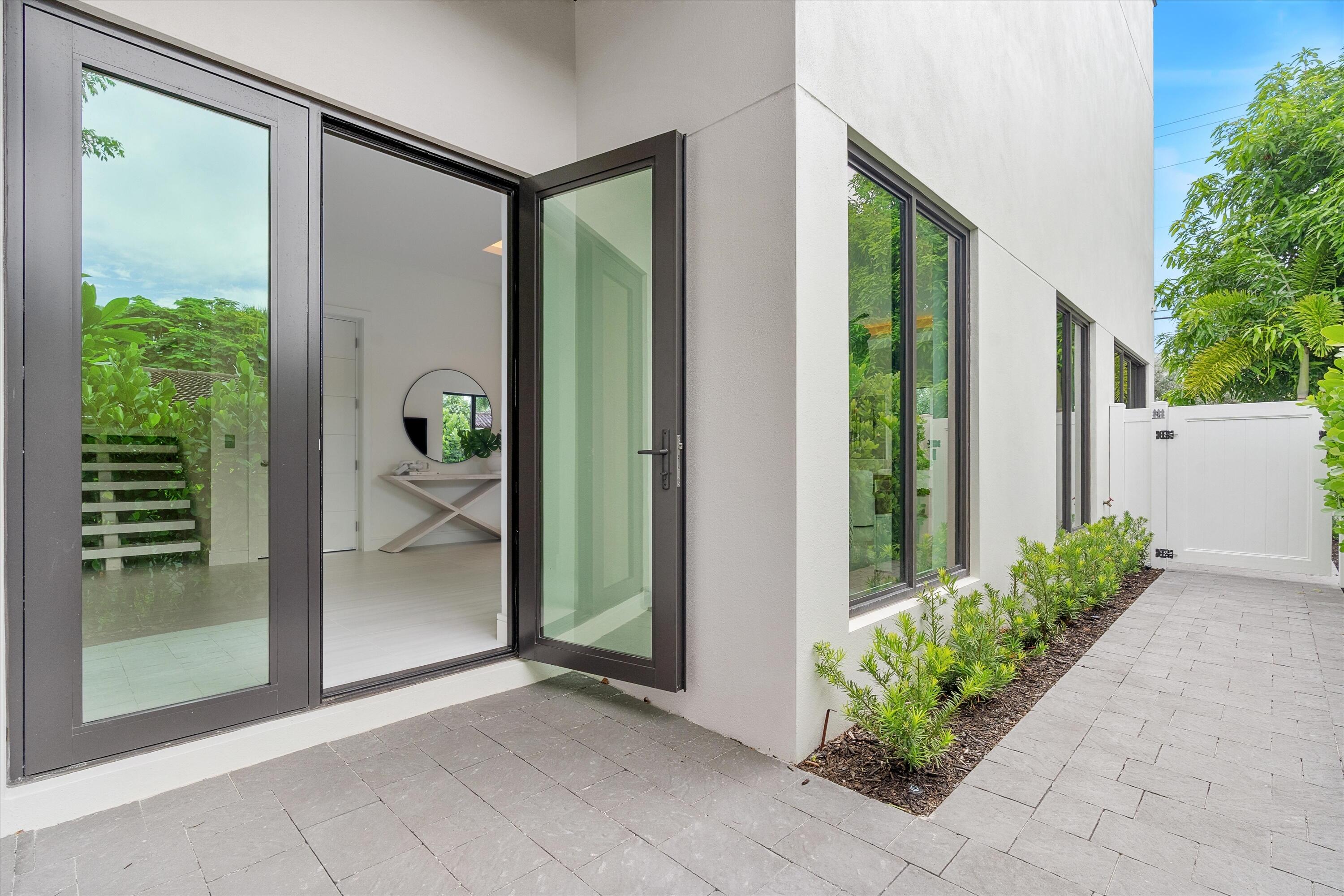 4524 Seagrape #2 South, Lauderdale By The Sea FL 33308