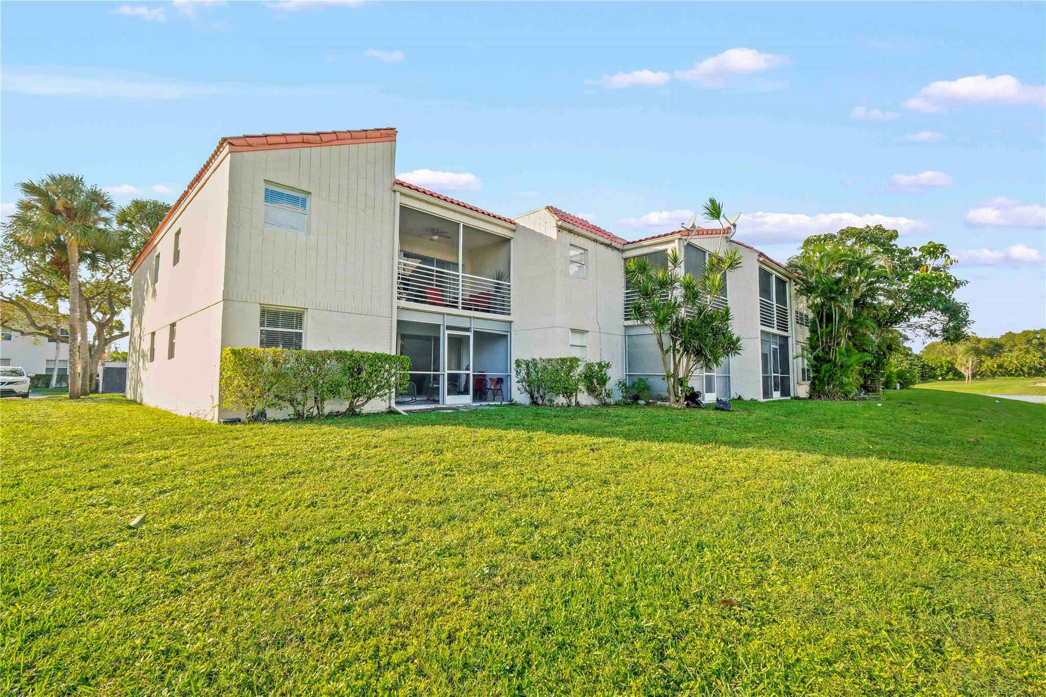 7410 Woodmont #109, Tamarac FL 33321
