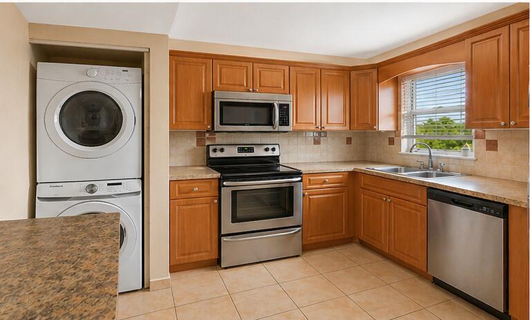 7410 Woodmont #109, Tamarac FL 33321