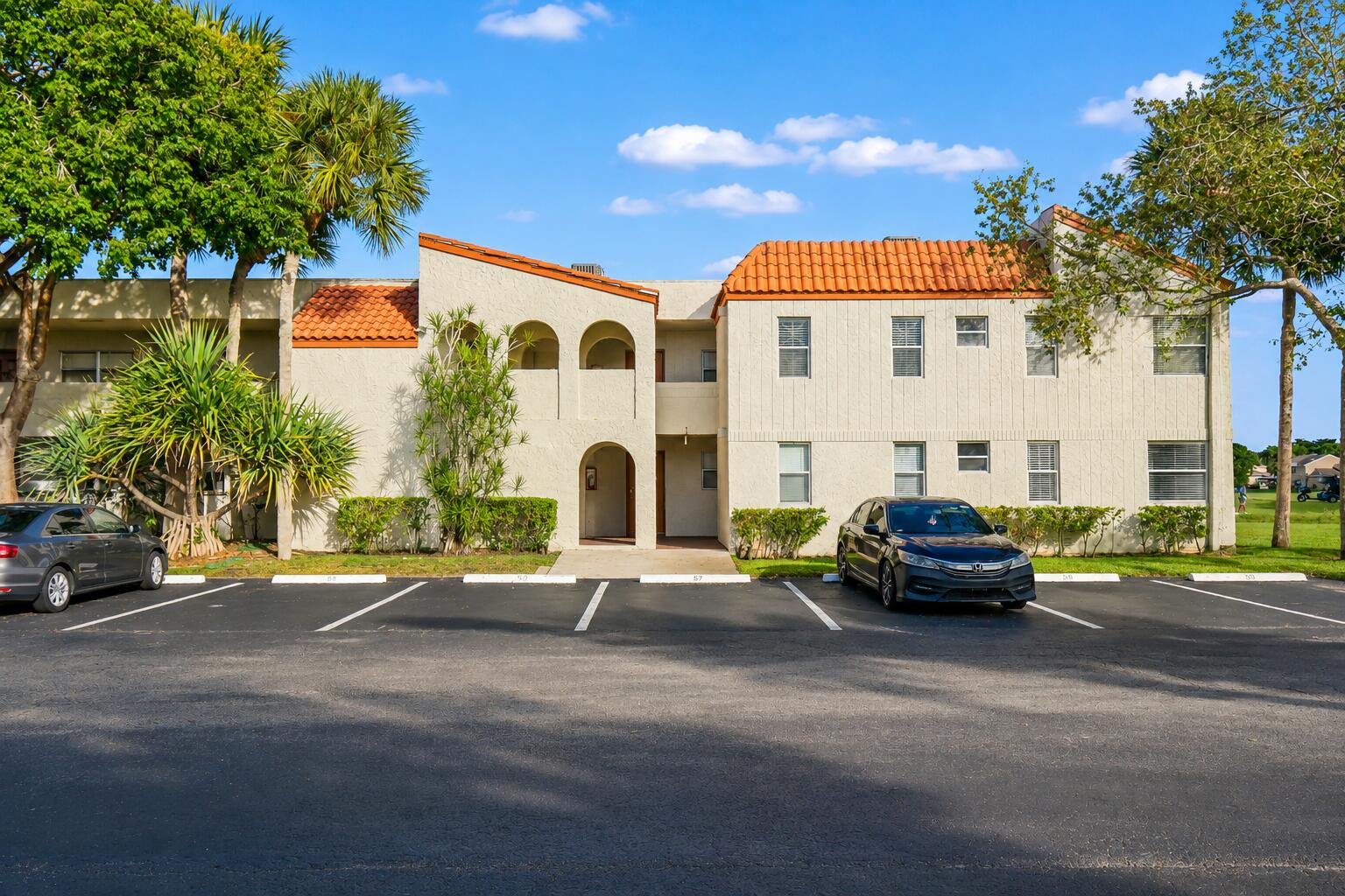 7410 Woodmont #109, Tamarac FL 33321