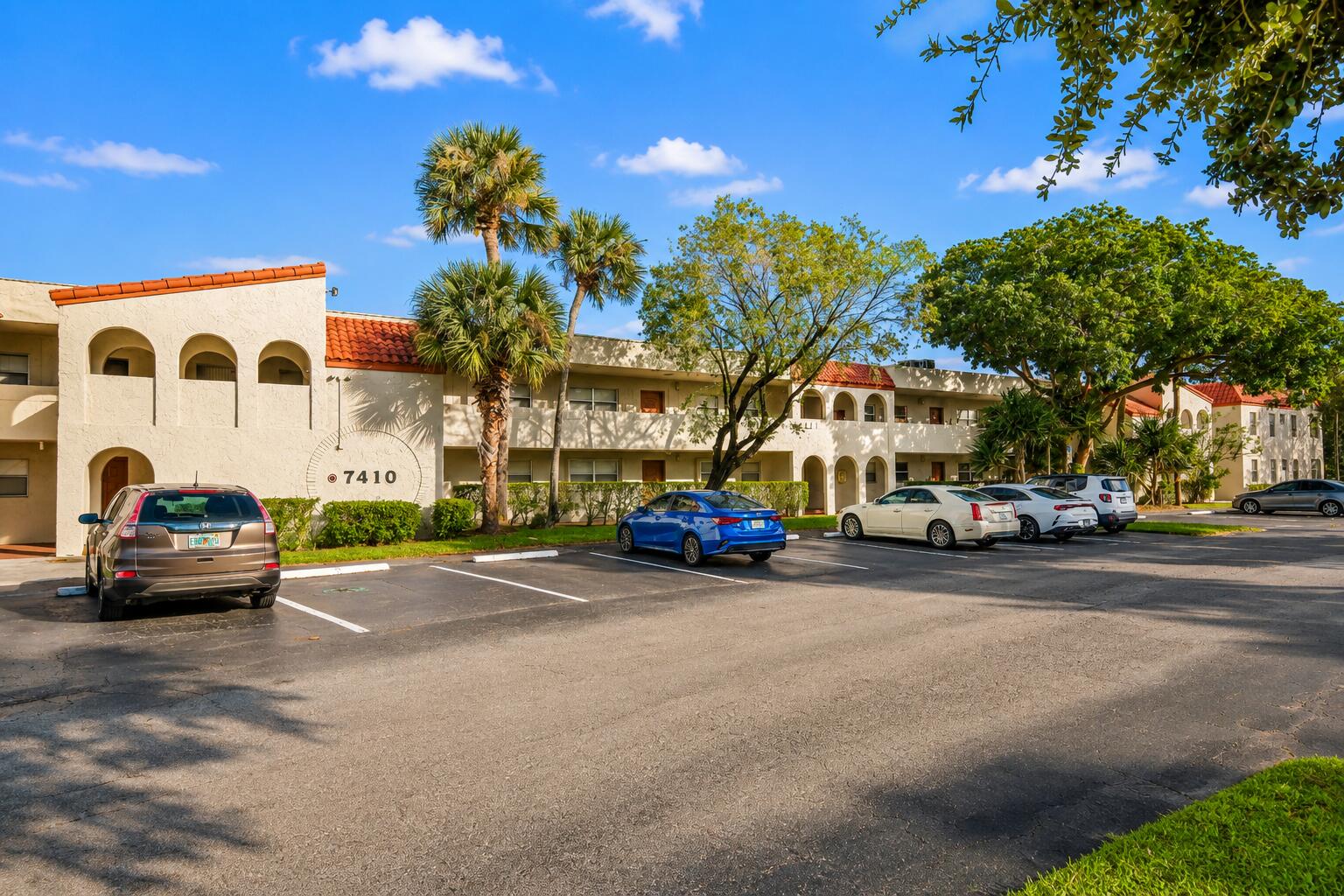 7410 Woodmont #109, Tamarac FL 33321