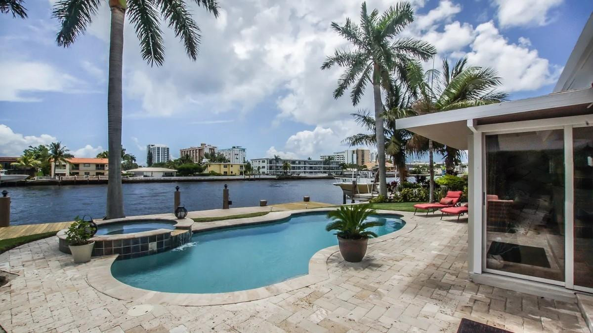 412 SE 28th, Pompano Beach FL 33062