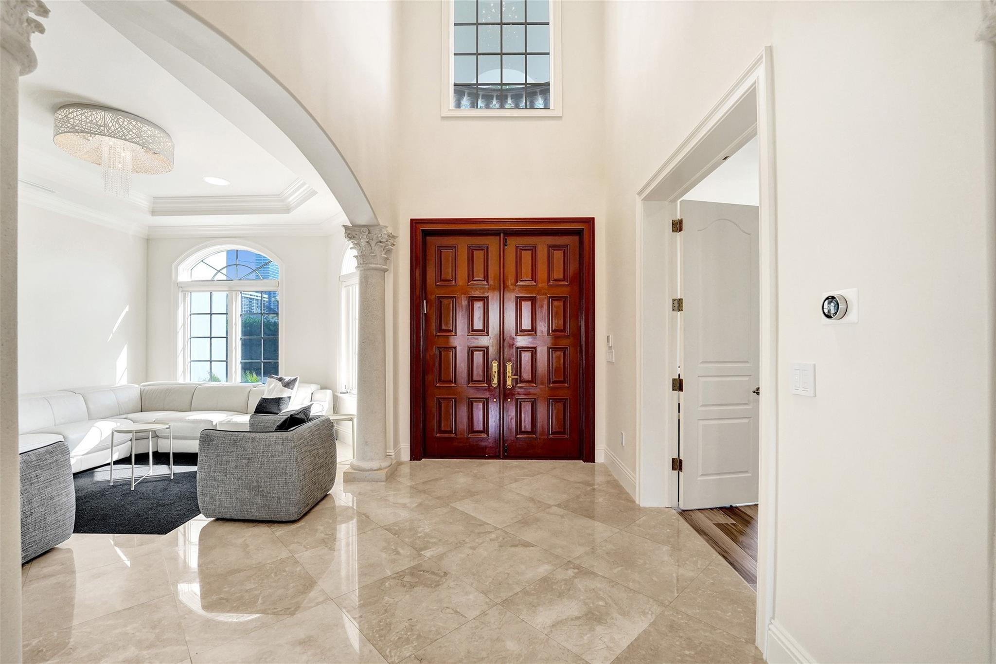 642 Palm, Hallandale Beach FL 33009
