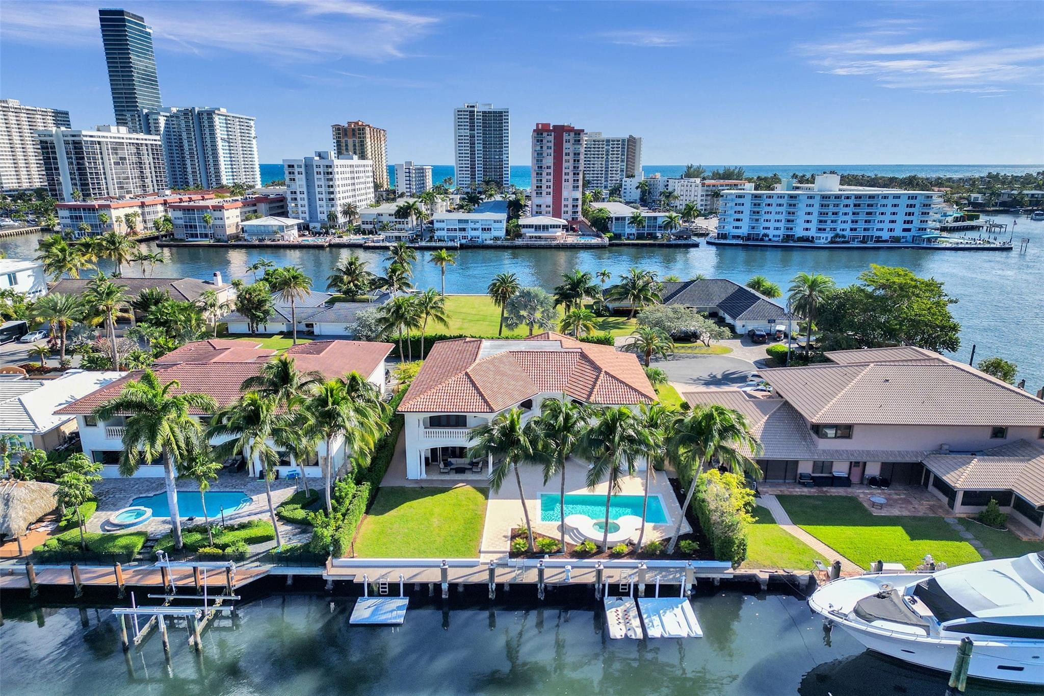 642 Palm, Hallandale Beach FL 33009