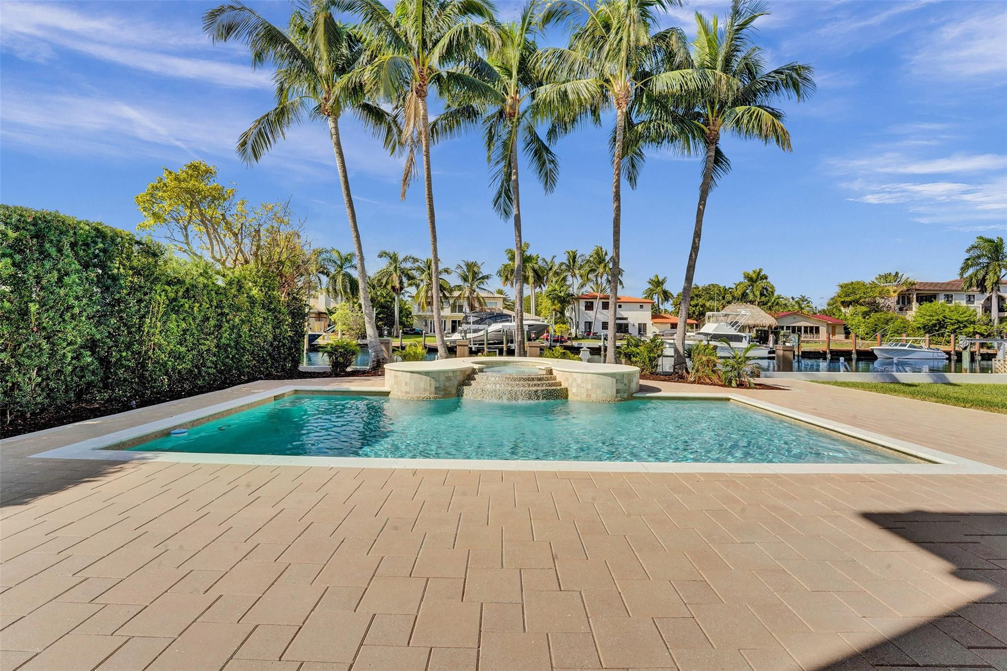 642 Palm, Hallandale Beach FL 33009