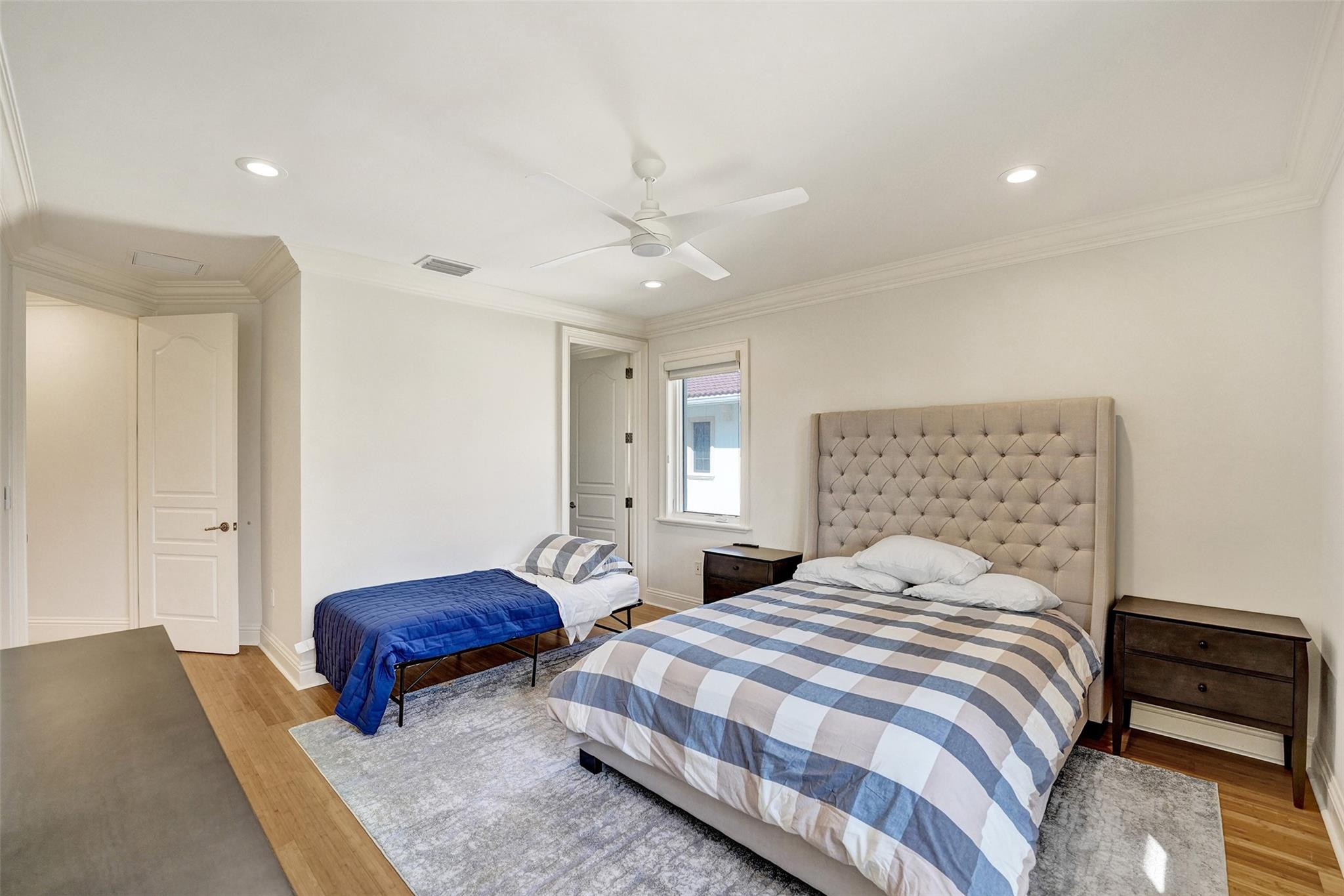 642 Palm, Hallandale Beach FL 33009