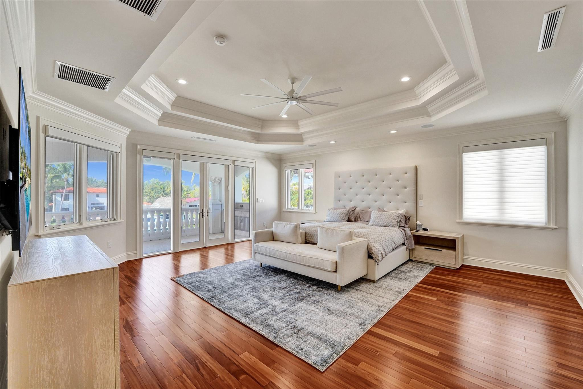 642 Palm, Hallandale Beach FL 33009
