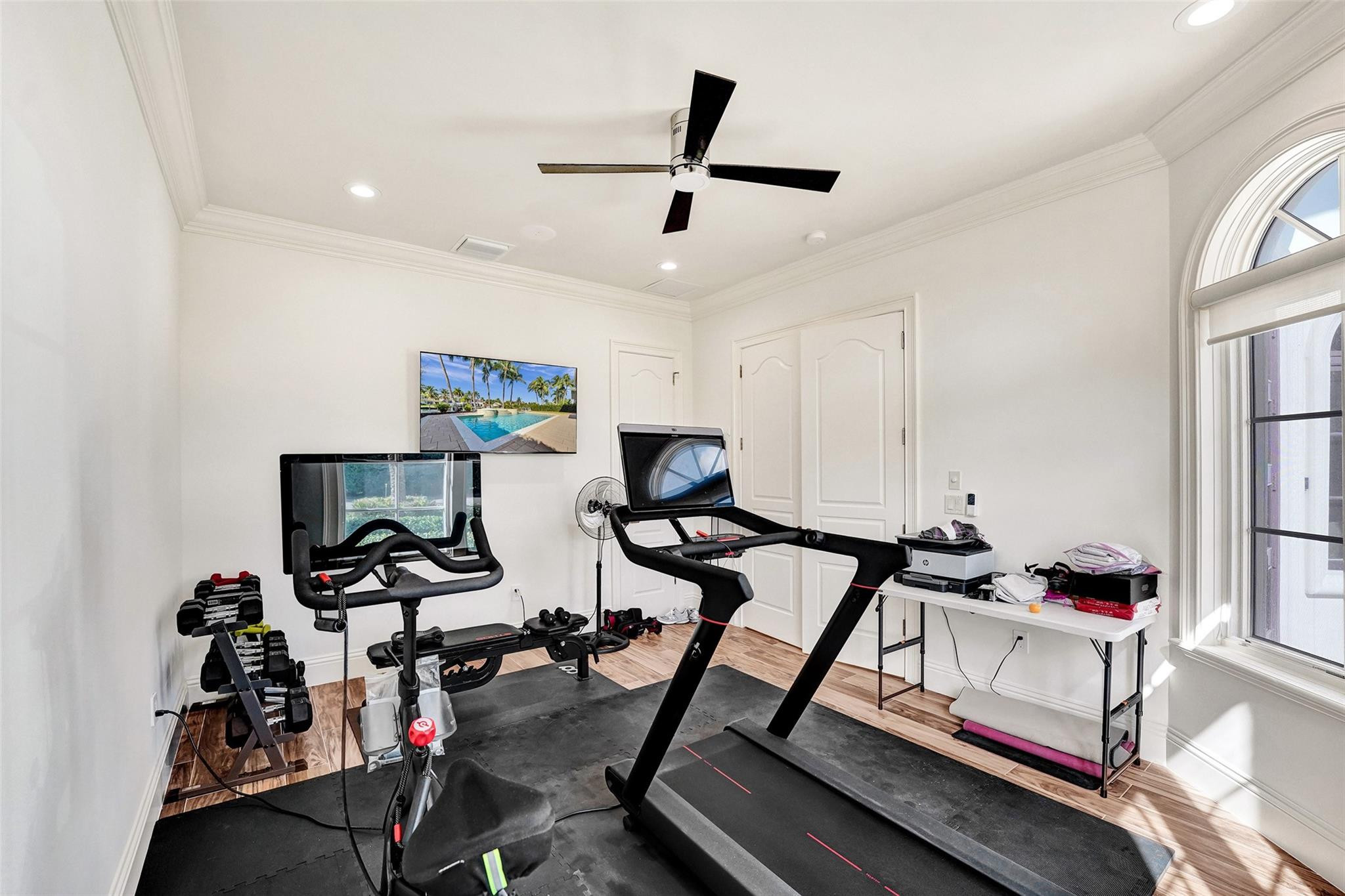 642 Palm, Hallandale Beach FL 33009