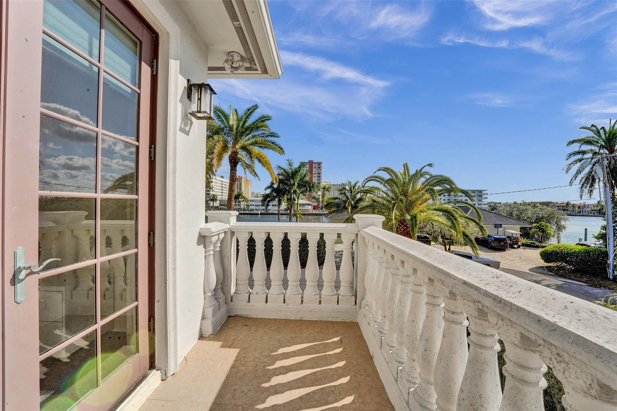 642 Palm, Hallandale Beach FL 33009